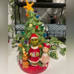 Ceramic Collectable Christmas tree with the Grinch, Max and Cindy Lou.